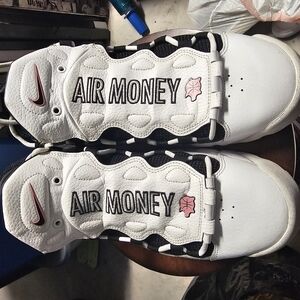 Nike Air Money